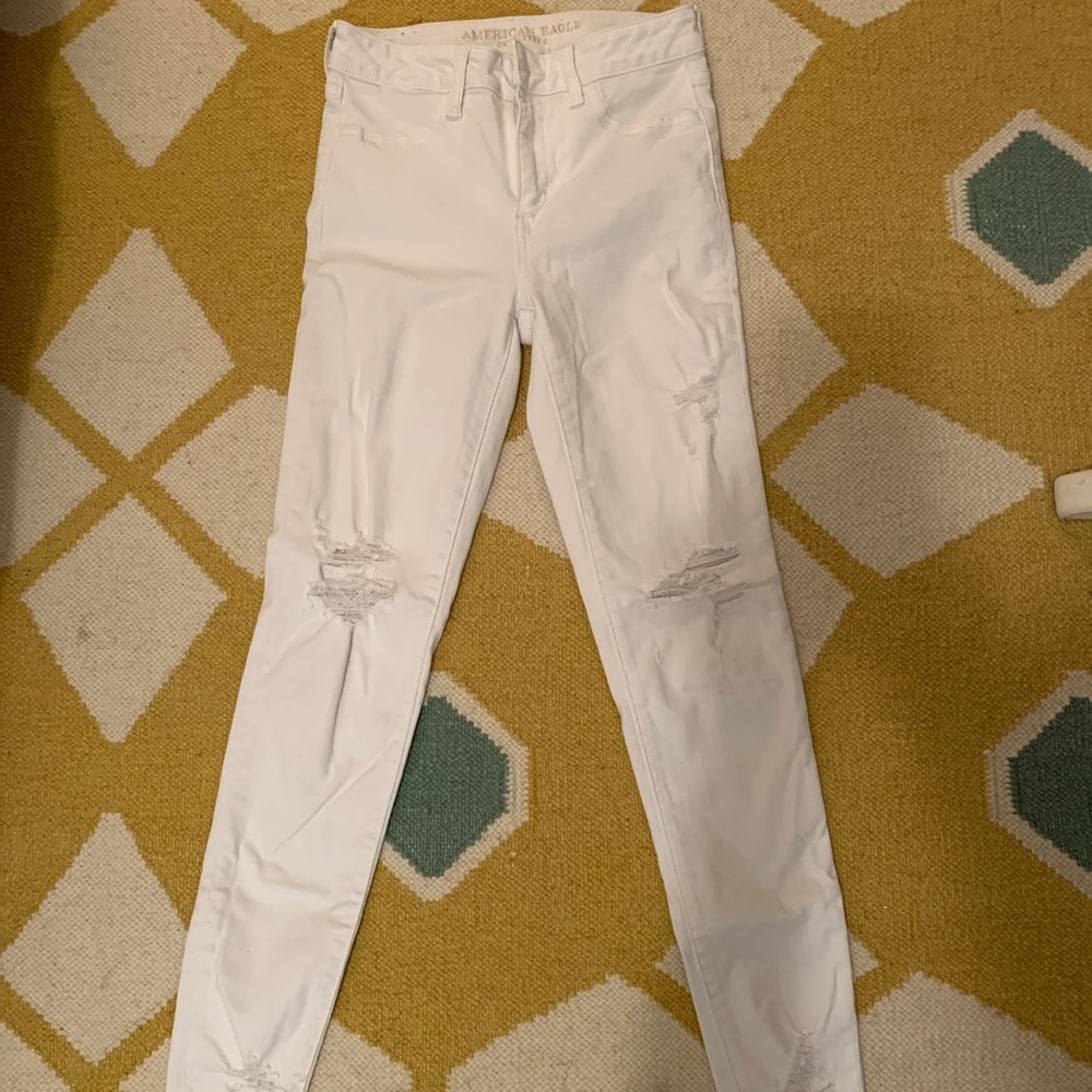 American Eagle White Jeans